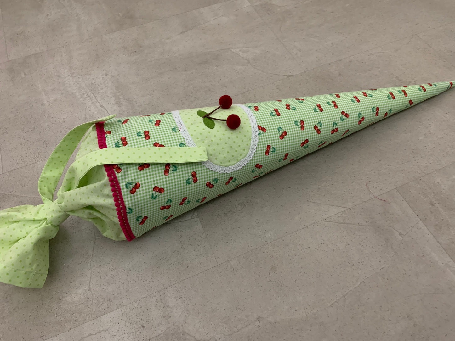 Schultüte, Zuckertüte Einschulung 70cm Handmade - Kirschen