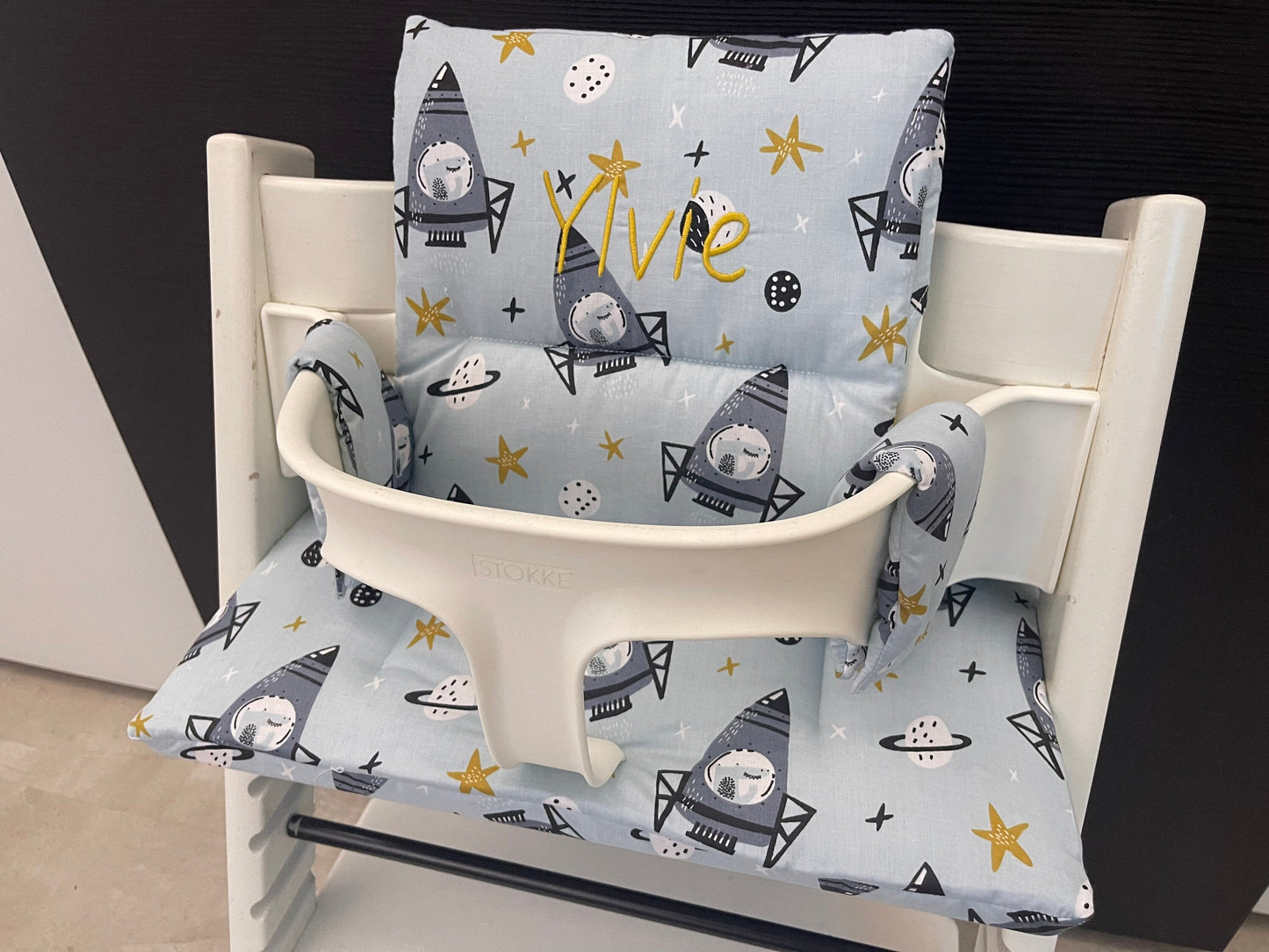Tripp Trapp Sitzkissen Kissenset für Stokke Hochstuhl - Rakete Weltraum